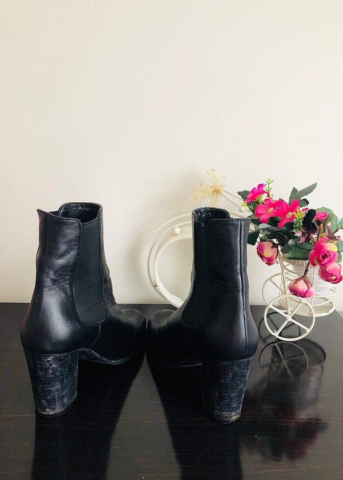 Hotiç siyah topuklu bot - Görsel 5