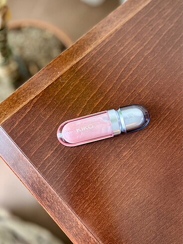 Kiko Hydra Lip Gloss 48 Pink Metaverse