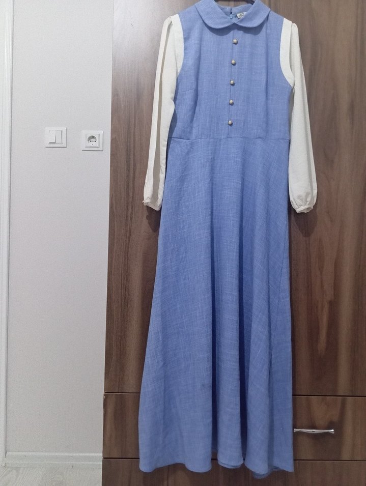 Mavi Düğmeli Uzun Pamuk Elbise - Görsel 2