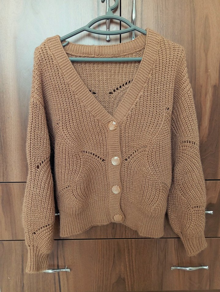 Bej V Yaka Triko Hırka - Görsel 2