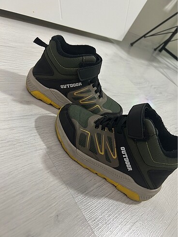 30 Beden Erkek çocuk spor bot