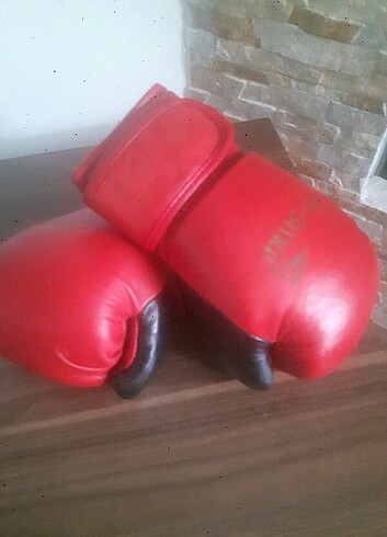 Hakiki deri kick boks eldiveni