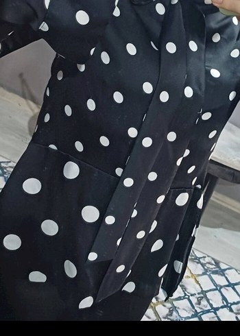 Uzun Kollu Puantiyeli Kadın Bluz - Görsel 4