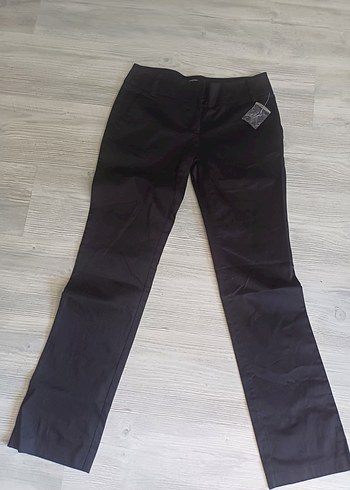 Siyah Kemerli Kadın Denim Pantolon