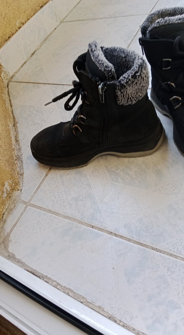 Siyah Gri Süet Tokalı kız çocuk Bot - Görsel 3