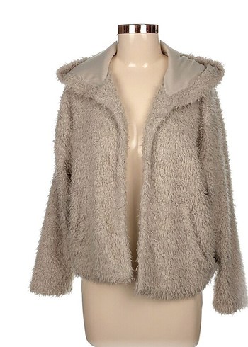 Pullandbear Pelus hirka