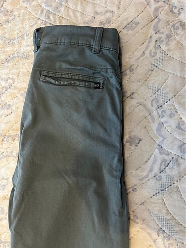 9 Yaş Beden Zara pantolon