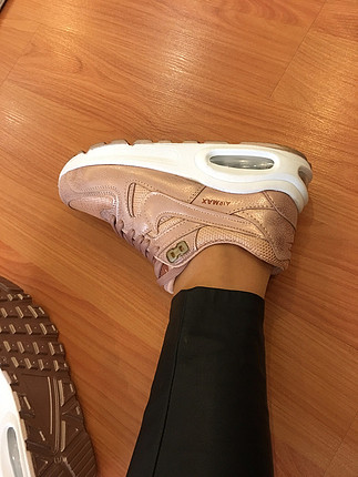 Nike Yeni sıfır ayakkabılar