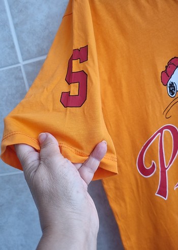 v yaka tshirt S beden - Görsel 3