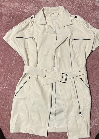 Beyaz Deri Midi Kemerli Straplez Elbise - Görsel 4