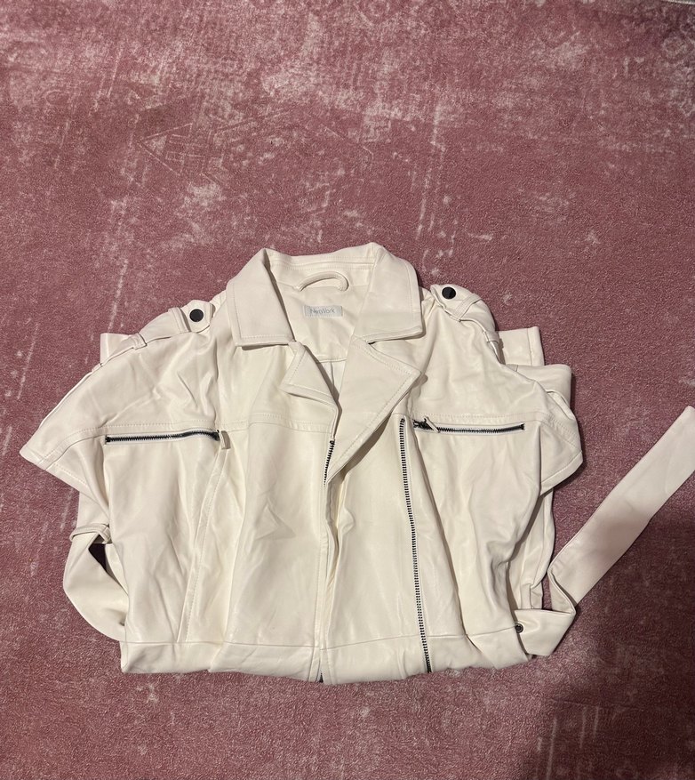 Beyaz Deri Midi Kemerli Straplez Elbise - Görsel 3