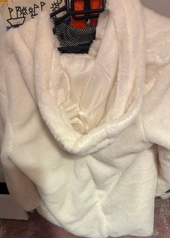 Kadın Beyaz Kürk Detaylı Midi Mont - Görsel 3