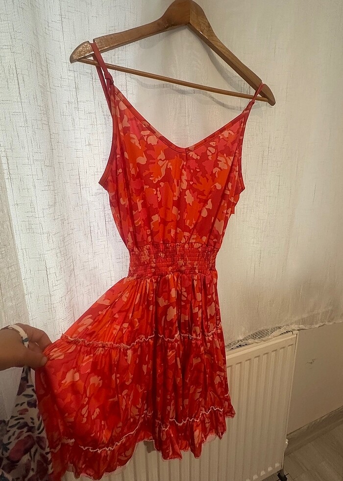 Çeşitli elbiseler - Görsel 4