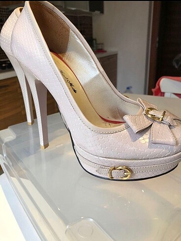 Pudra Stiletto