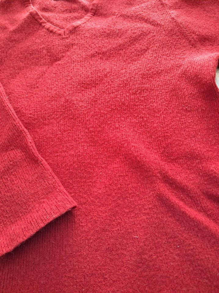 Kırmızı V Yakalı Kadın Triko Kazak - Görsel 2