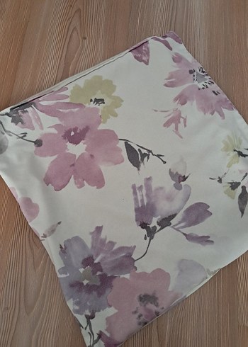 Pastel Desenli Pembe Yastık Kılıfı - Görsel 2