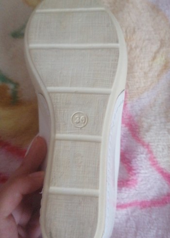 Beyaz Kürklü Kız Babet Ayakkabı - Görsel 4