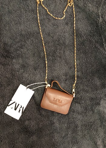 Zara Zincir Detaylı Kahverengi Deri Kadın Çanta