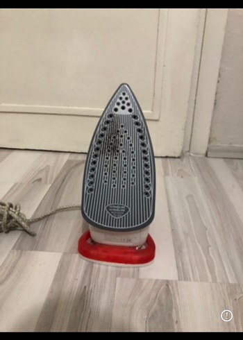 Tefal Kırmızı ve Gri Buharlı Ütü - Görsel 4