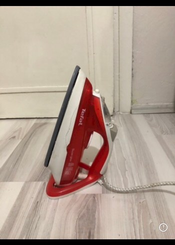 Tefal Kırmızı ve Gri Buharlı Ütü - Görsel 3