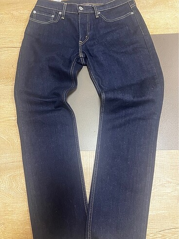 31 Beden lacivert Renk Orijinal sıfır gibi Levi's lacivert 511 kot