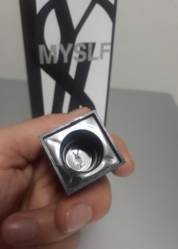 Yves Saint Laurent MYSLF Erkek Parfümü Siyah - Görsel 5