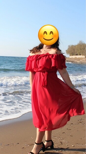 Kırmızı Elbise