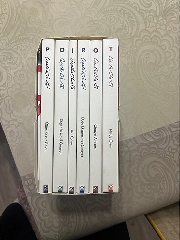 Agatha Christie 6?lı kutusunda set