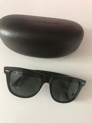 Siyah rayban wayfarer güneş gözlüğü