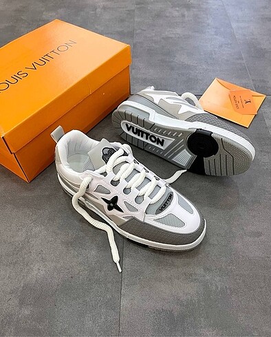 ????LOUIS VUITTON Erkek ayakkabısı