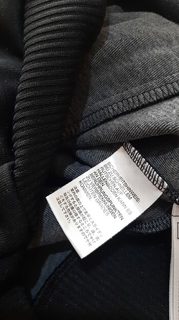 36 Beden siyah Renk adidas siyah kadın hırka