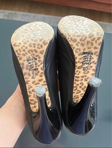 37 Beden siyah stiletto