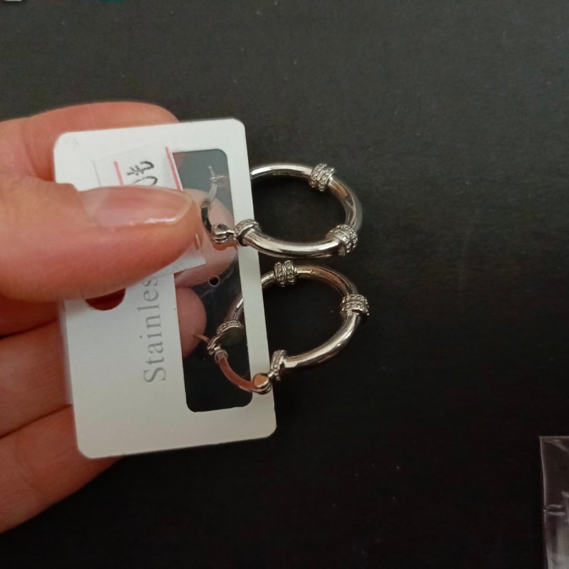 Kadın Mini Tokalı Gümüş Küpeler - Görsel 2