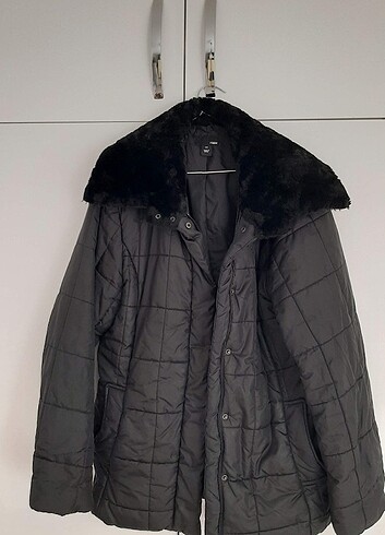 H&M Siyah Kürklü Mont