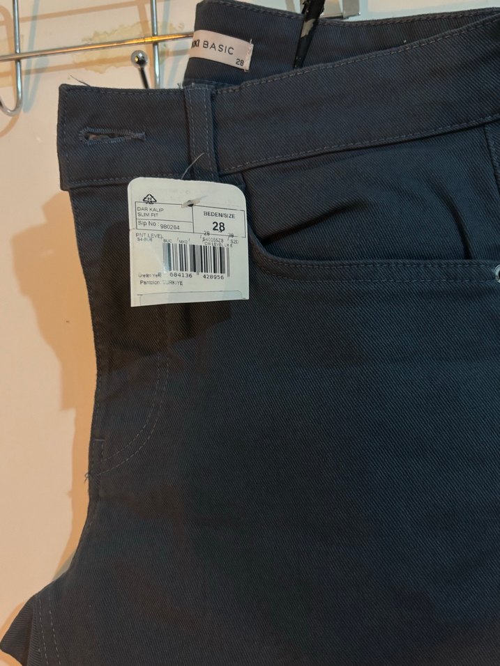 Koyu lacivert pantolon - Görsel 2