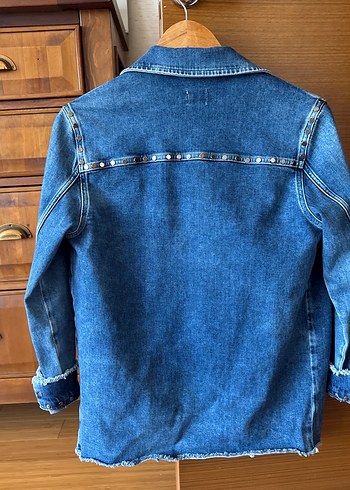 Mavi Düğmeli Kadın Kot Ceket - Görsel 3