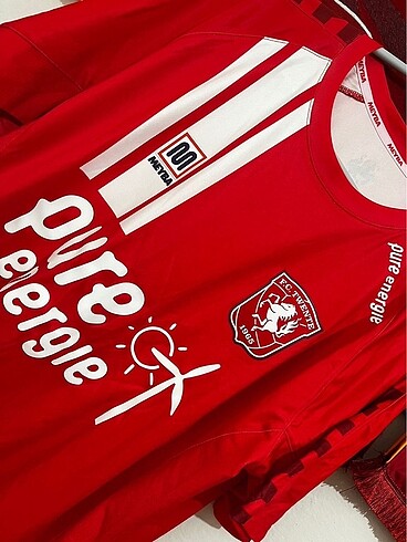 m Beden TWENTE 23/24