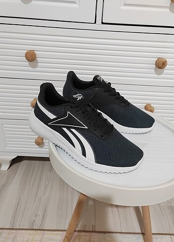 Orijinal Reebok, hiç kullanılmadı 