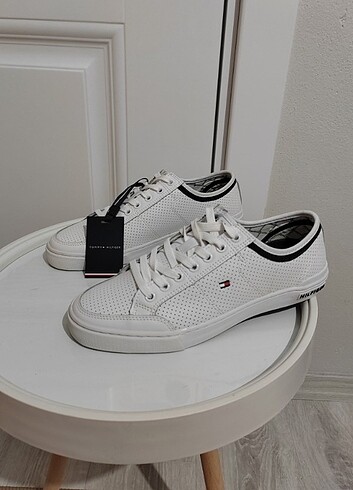 Tommy Hilfiger, hakiki deri, giyilmedi 
