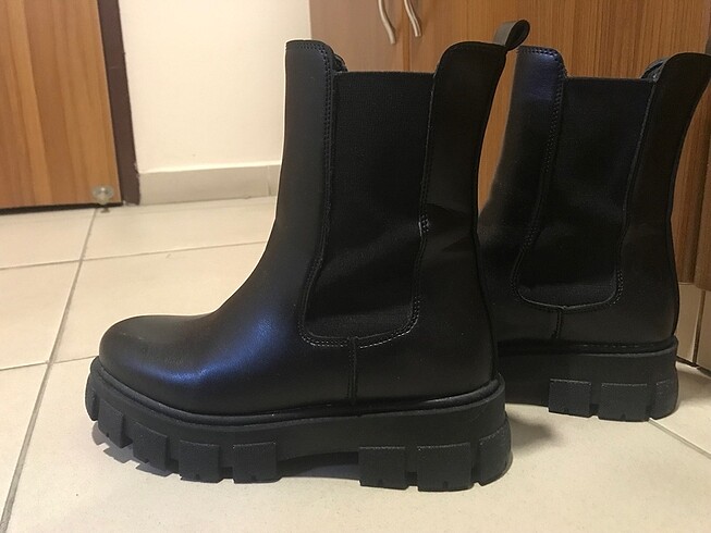 Diğer siyah bot