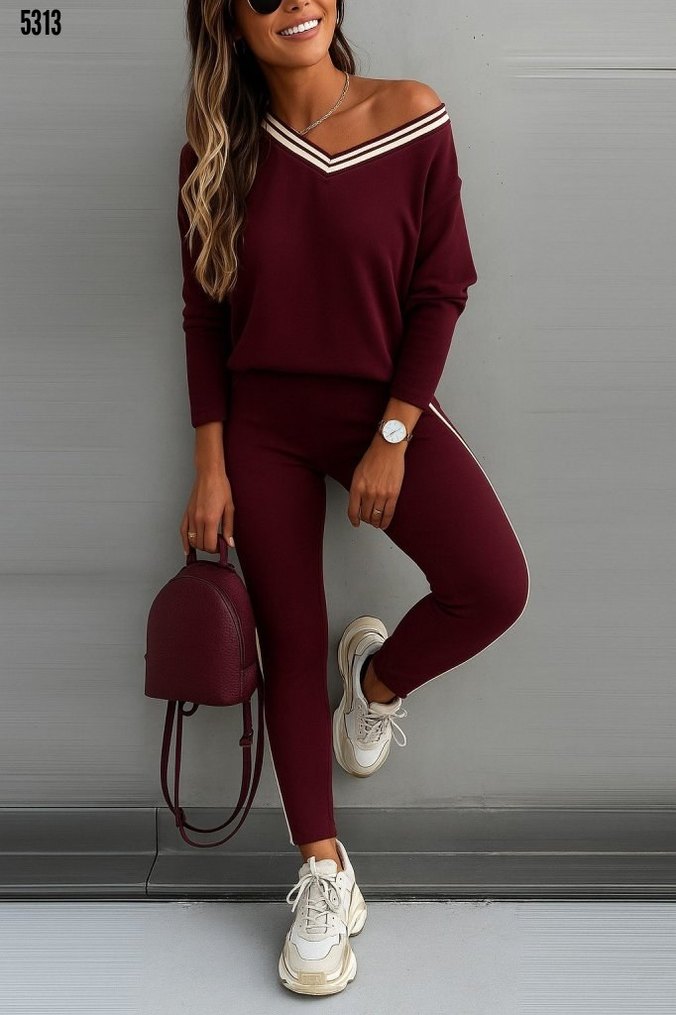 Bordo V Yaka Çizgili Kadın Eşofman Takımı - Görsel 2