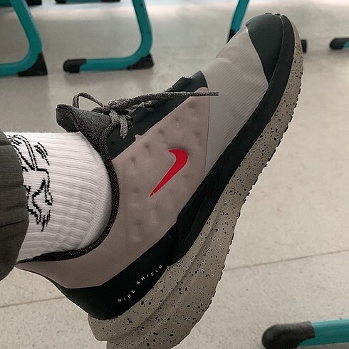 40 Beden gri Renk Nike ayakkabı