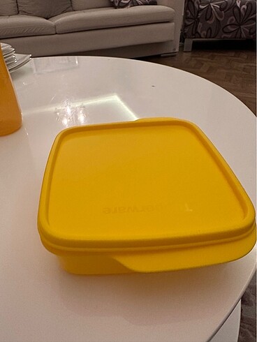 Tupperware beslenme kutusu