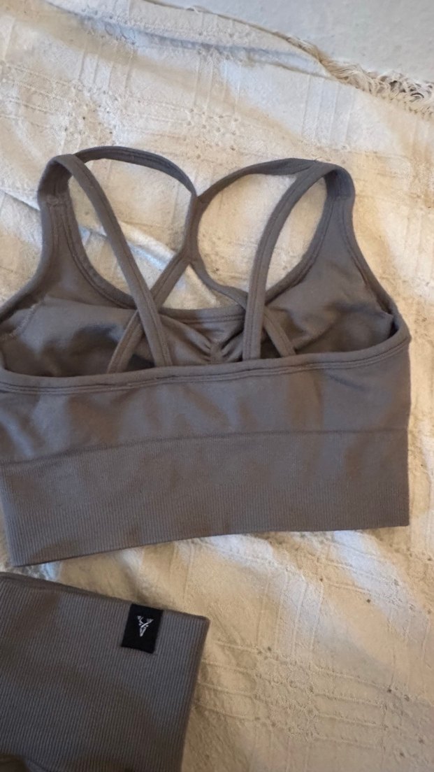 Gri Bel Detaylı Spor Kadın şort takım - Görsel 3