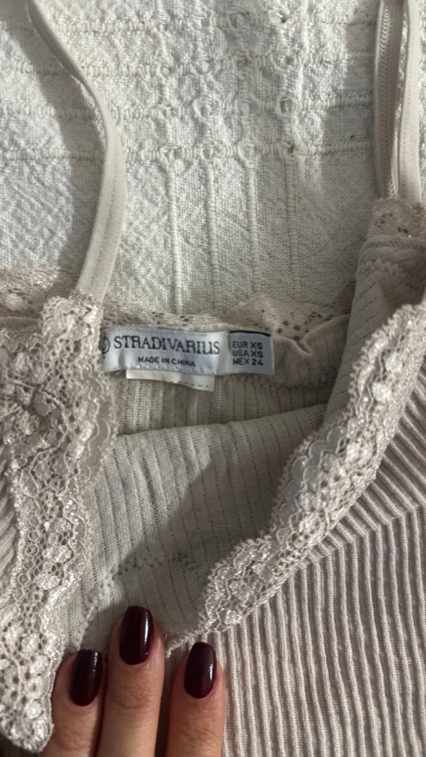 Dantelli Kadın askılı bluz - Görsel 3