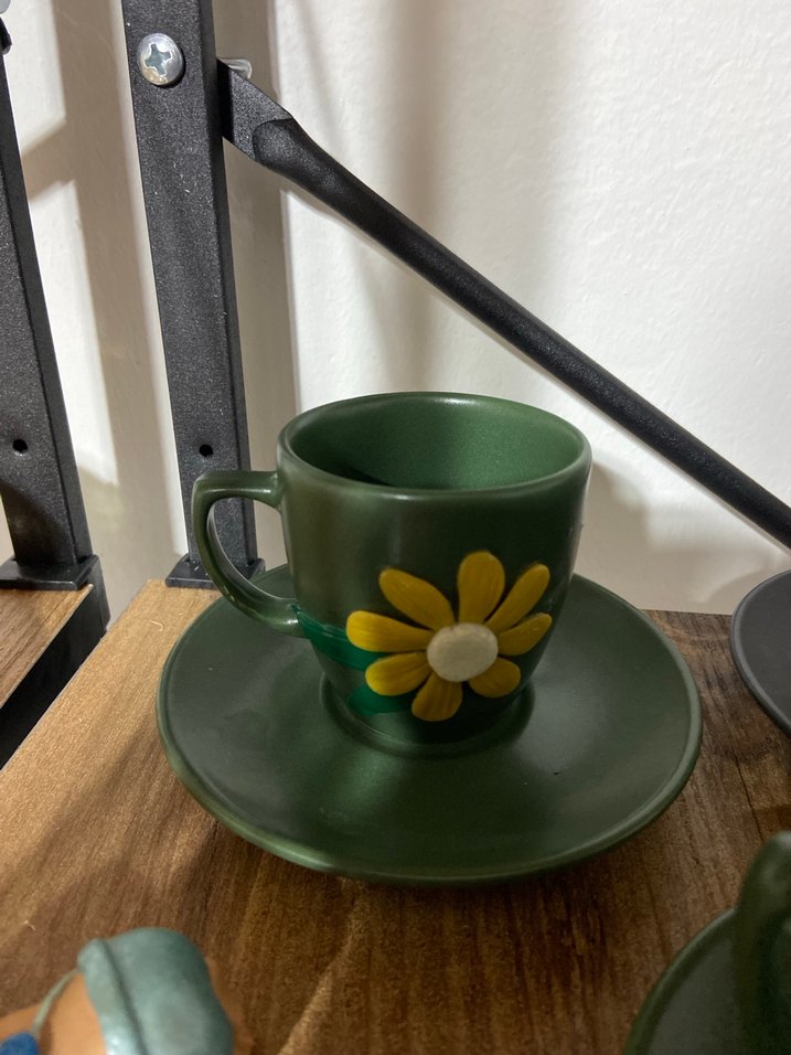 Yeşil Papatya Desenli Fincan ve Tabağı - Görsel 3