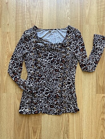 Leopar desenli bluz ve gömlek