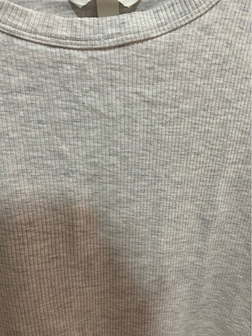 m Beden HM marka gri t shirt