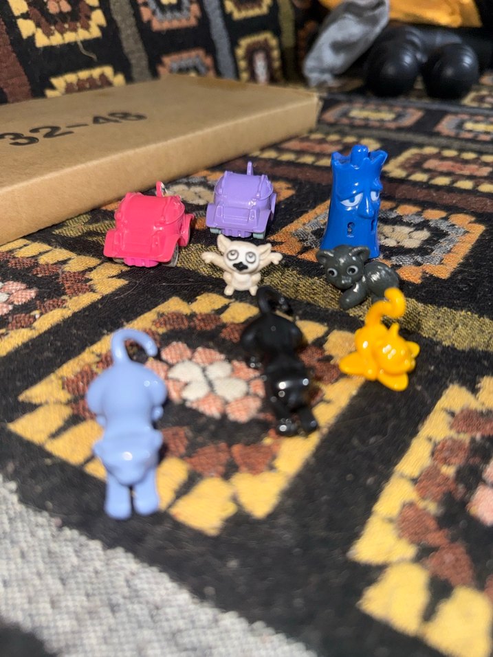 Renkli Mini Oyuncak Figürler Seti - Görsel 2