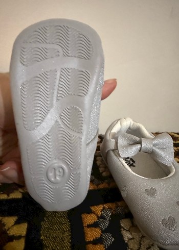 Kız Çocuk Gri Fiyonklu Nakışlı Babet - Görsel 3